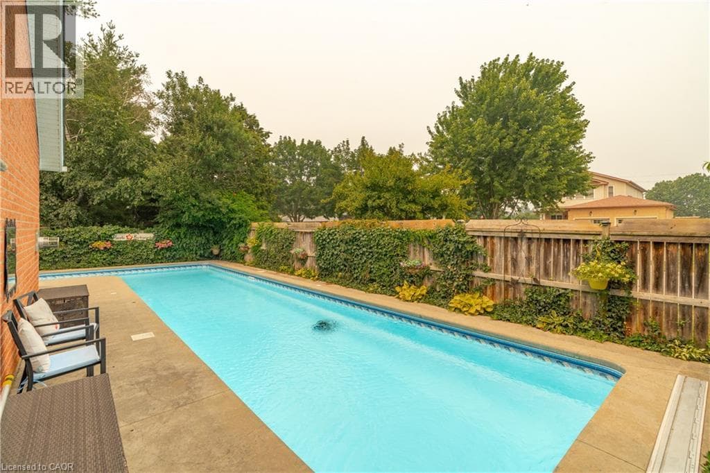 Detached for sale at 79 BEAVERBROOK Crescent, Branchton Park, Cambridge, Ontario, photo 4