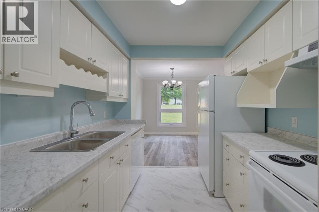 Townhouse for sale at 417 KEATS Way Unit# 4, Erb West, Waterloo, Ontario, photo 14