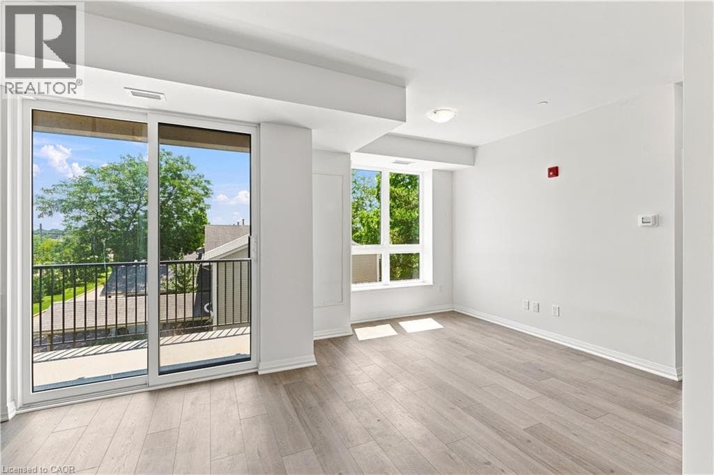 Apartment for sale at 101 GOLDEN EAGLE Road Unit# 215, Lakeshore North, Waterloo, Ontario, photo 11