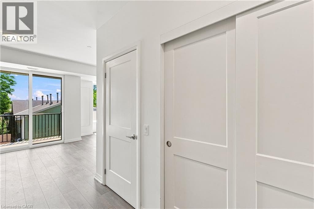 Apartment for sale at 101 GOLDEN EAGLE Road Unit# 215, Lakeshore North, Waterloo, Ontario, photo 12