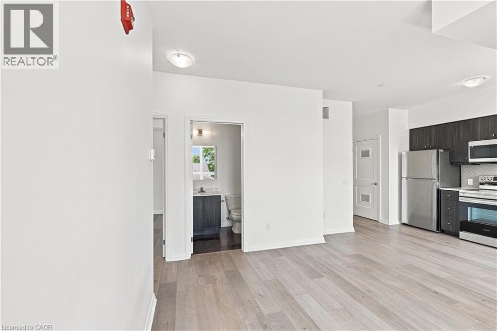 Apartment for sale at 101 GOLDEN EAGLE Road Unit# 215, Lakeshore North, Waterloo, Ontario, photo 14