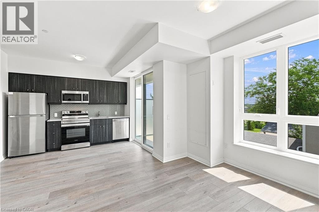 Apartment for sale at 101 GOLDEN EAGLE Road Unit# 215, Lakeshore North, Waterloo, Ontario, photo 13