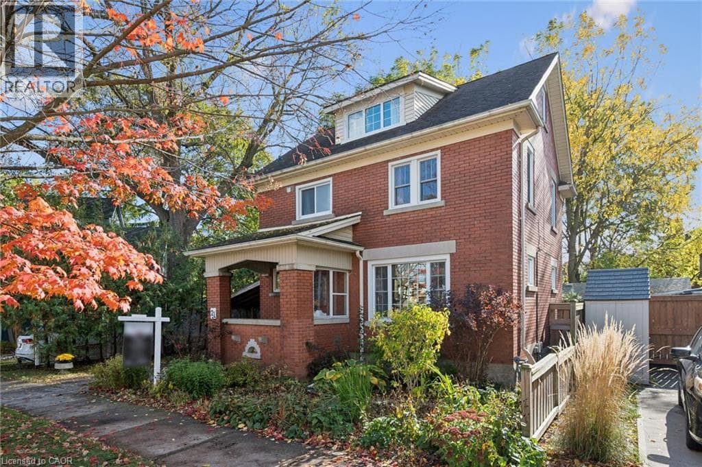 Detached for sale at 21 BRAUN Street, Midtown, Kitchener, Ontario, photo 3