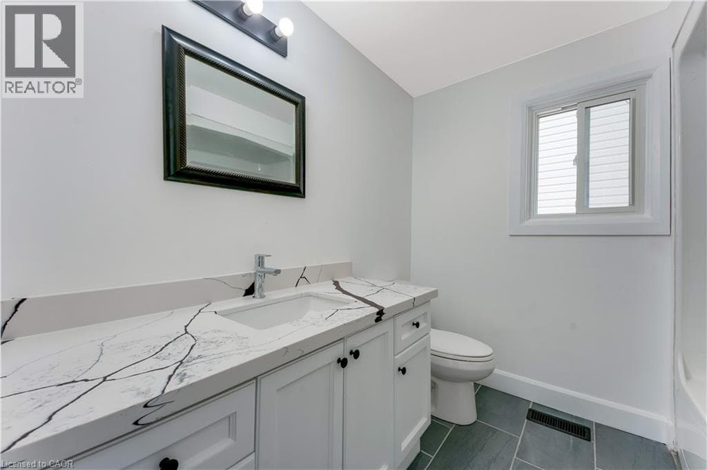 Detached for sale at 31 SWARTZ Street, Laurentian West, Kitchener, Ontario, photo 16