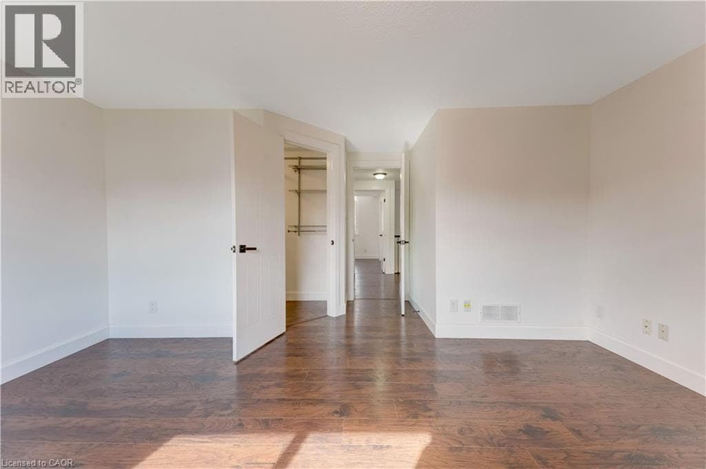 Detached for sale at 31 SWARTZ Street, Laurentian West, Kitchener, Ontario, photo 13