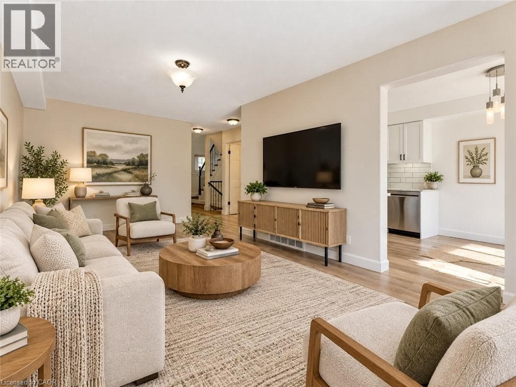 Detached for sale at 31 SWARTZ Street, Laurentian West, Kitchener, Ontario, photo 4