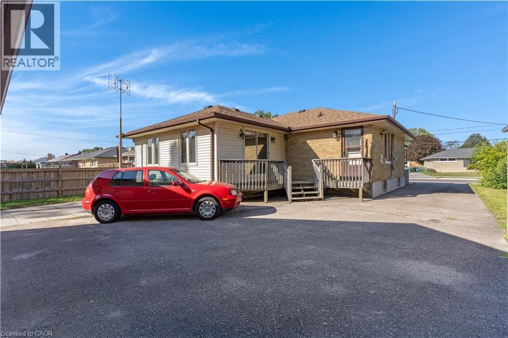 Detached for sale at 297 WILSON Avenue, Vanier, Kitchener, Ontario, photo 3