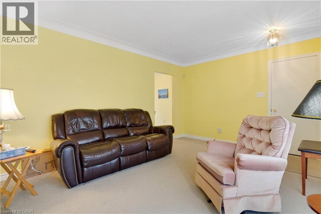 Detached for sale at 297 WILSON Avenue, Vanier, Kitchener, Ontario, photo 6