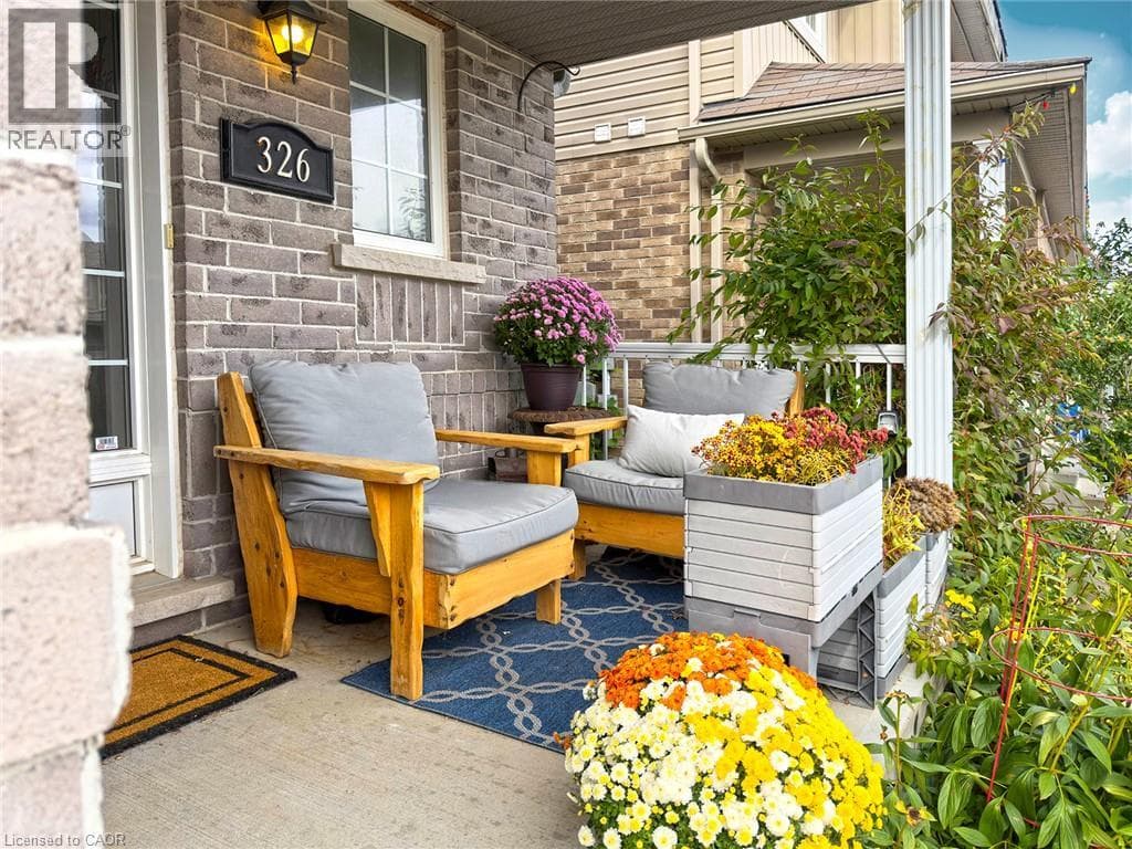Semi-detached for sale at 326 VINCENT Drive, Ayr, North Dumfries, Ontario, photo 3