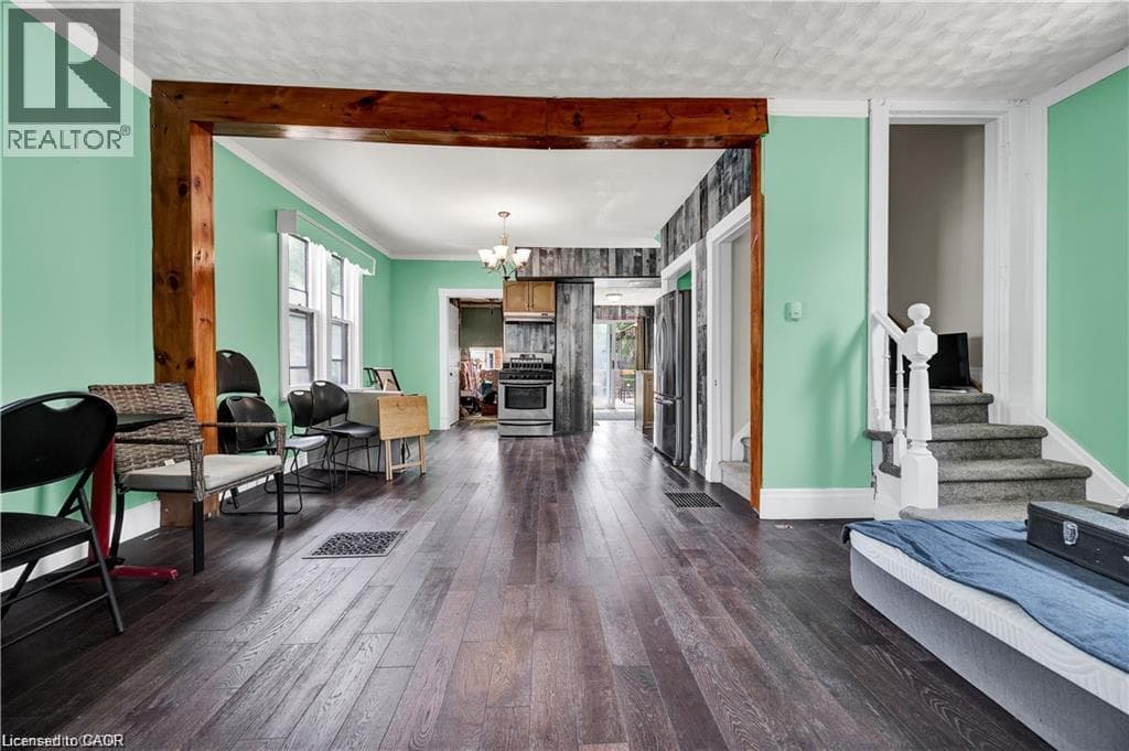 Detached for sale at 43 HENRY Street, Victoria Park, Kitchener, Ontario, photo 6
