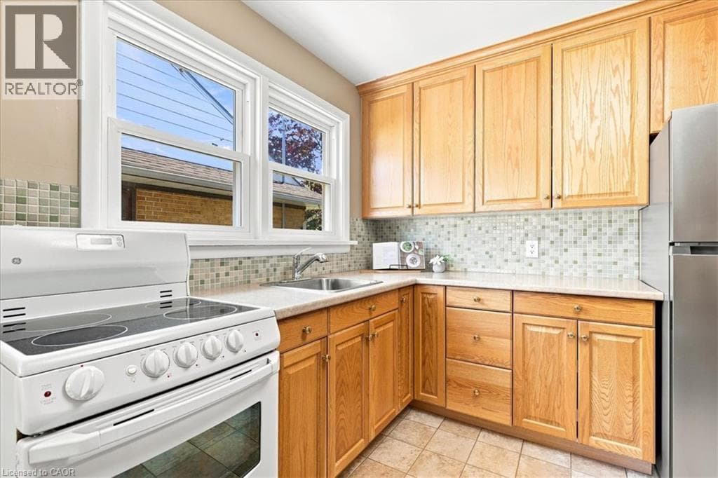 Detached for sale at 184 MURDOCK Avenue, Lincoln Heights, Waterloo, Ontario, photo 12