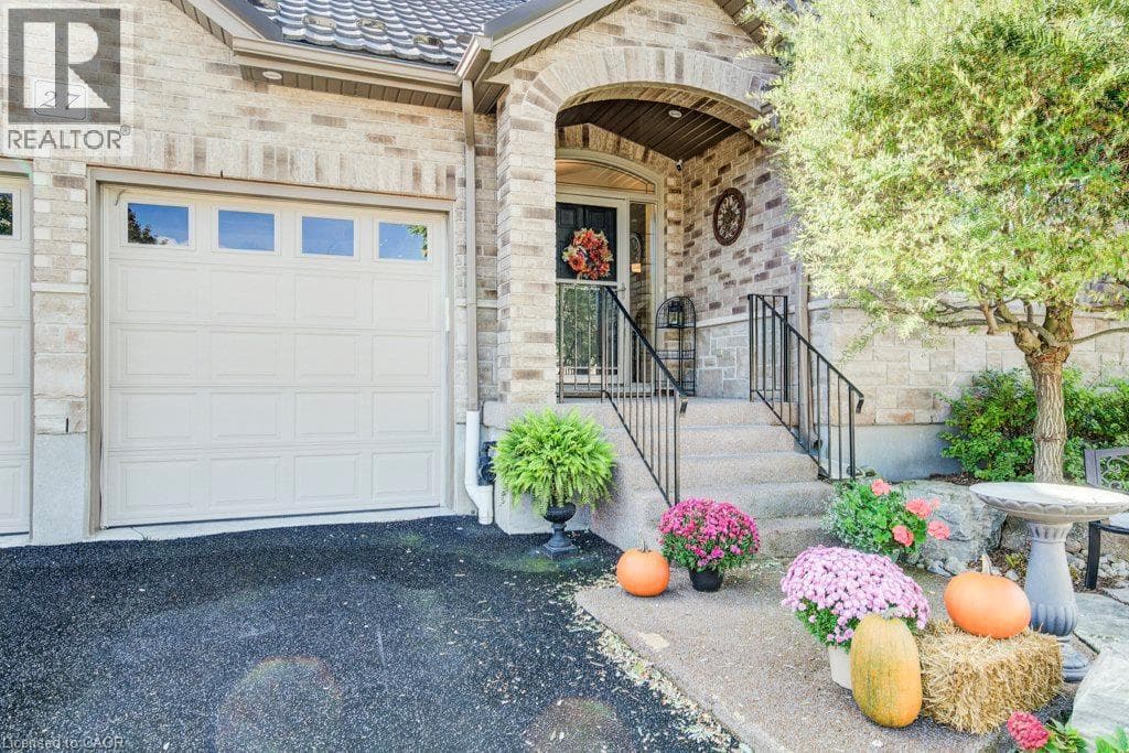 Detached for sale at 27 CORAL GABLES Crescent, Elmira, Woolwich, Ontario, photo 5
