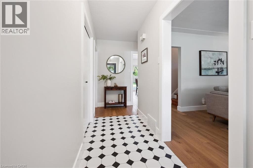 Detached for sale at 38 YULE Place, Heritage Park, Kitchener, Ontario, photo 6