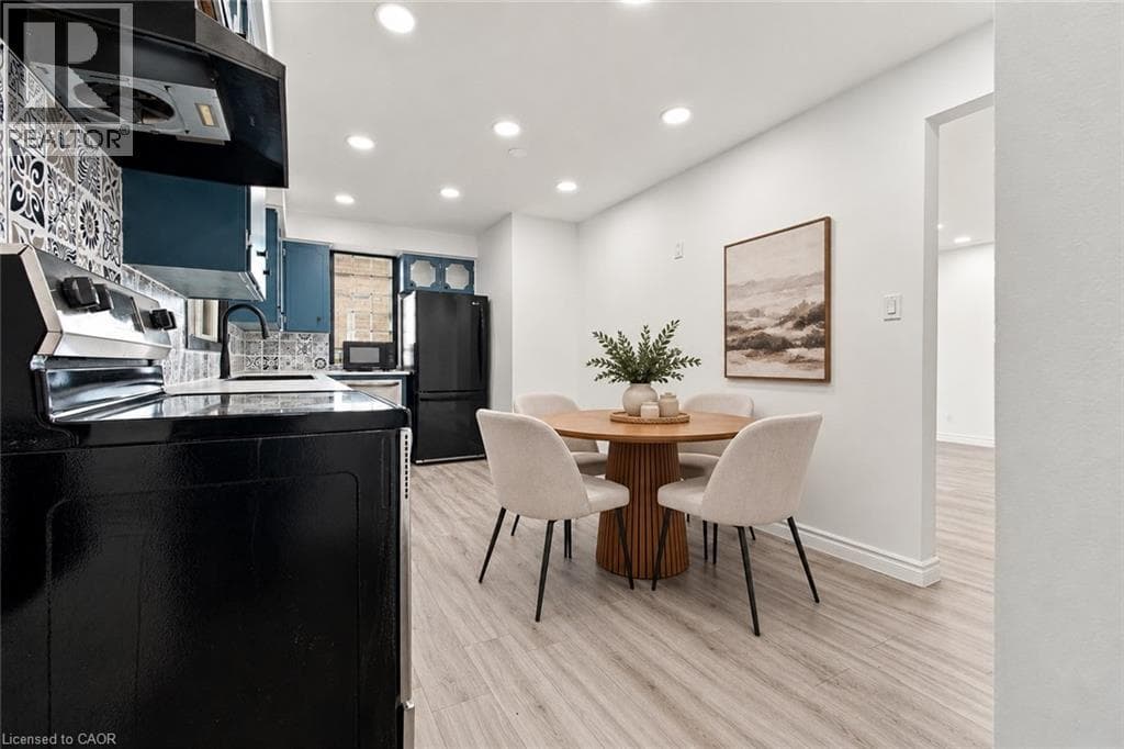 Detached for sale at 246 HILLCREST Road, Preston Heights, Cambridge, Ontario, photo 17