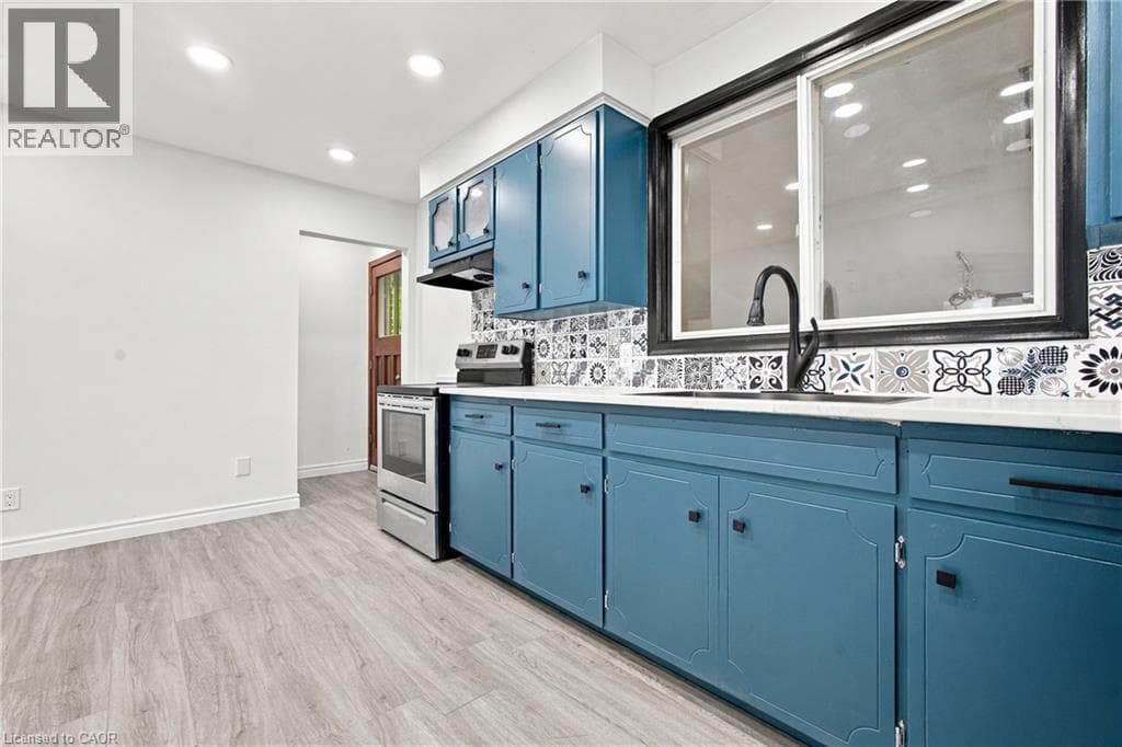 Detached for sale at 246 HILLCREST Road, Preston Heights, Cambridge, Ontario, photo 14