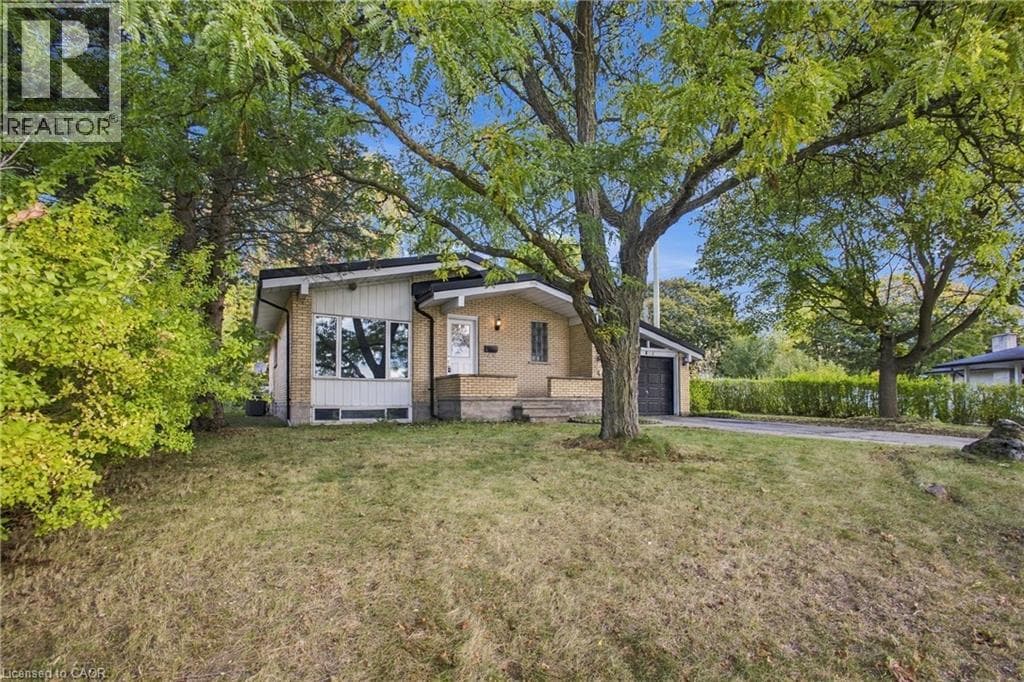 Detached for sale at 246 HILLCREST Road, Preston Heights, Cambridge, Ontario, photo 3