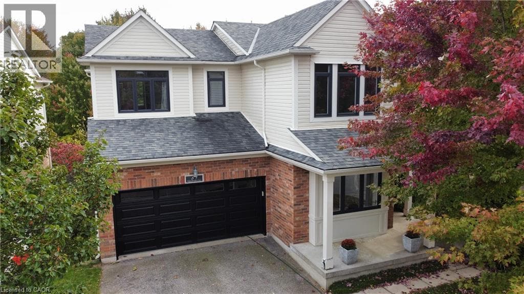 Detached for sale at 83 GLAZEBROOK Crescent, Shades Mills, Cambridge, Ontario, photo 2