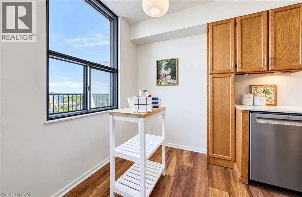 Apartment for sale at 81 CHURCH Street Unit# 1407, Cedar Hill, Kitchener, Ontario, photo 19