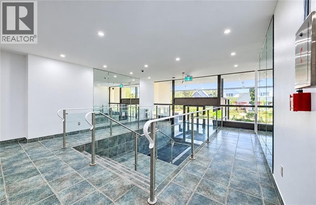 Apartment for sale at 81 CHURCH Street Unit# 1407, Cedar Hill, Kitchener, Ontario, photo 2