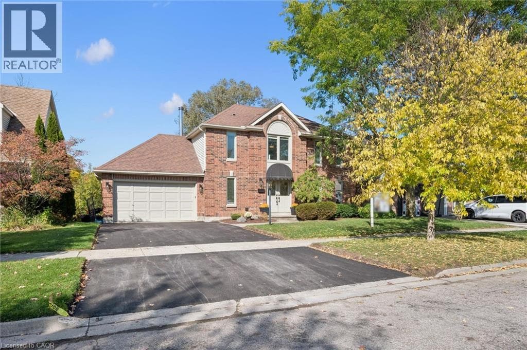 Detached for sale at 53 MANITOULIN Crescent, Chicopee, Kitchener, Ontario, photo 4