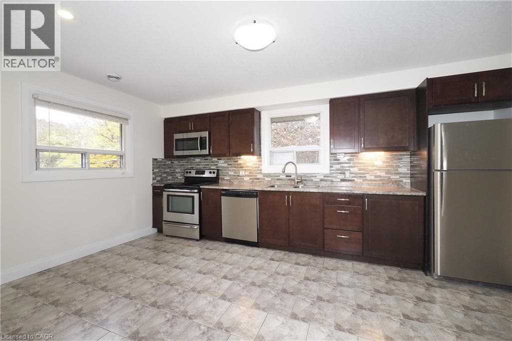 Multi-family for sale at 207 SHELDON Avenue N, Eastwood, Kitchener, Ontario, photo 23