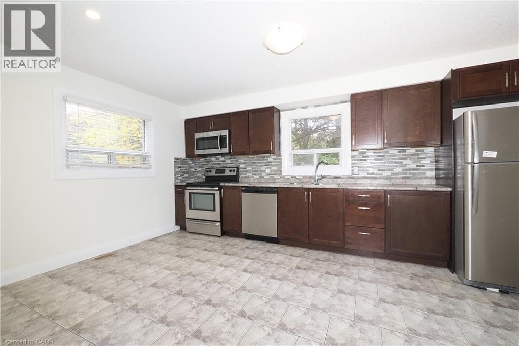 Multi-family for sale at 207 SHELDON Avenue N, Eastwood, Kitchener, Ontario, photo 10