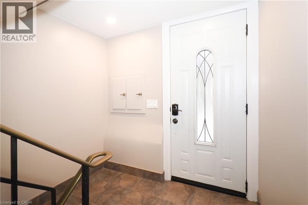 Multi-family for sale at 207 SHELDON Avenue N, Eastwood, Kitchener, Ontario, photo 5