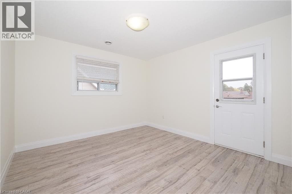Multi-family for sale at 207 SHELDON Avenue N, Eastwood, Kitchener, Ontario, photo 27