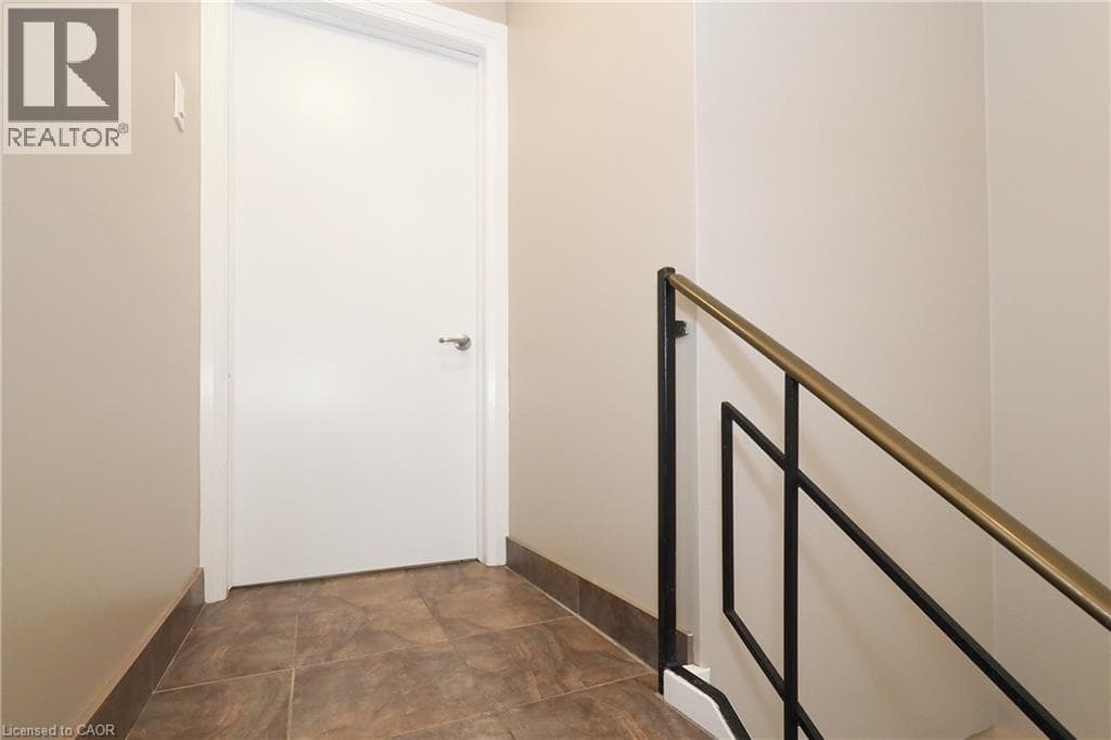 Multi-family for sale at 207 SHELDON Avenue N, Eastwood, Kitchener, Ontario, photo 18