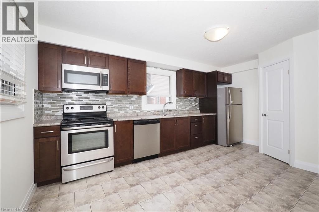 Multi-family for sale at 207 SHELDON Avenue N, Eastwood, Kitchener, Ontario, photo 11