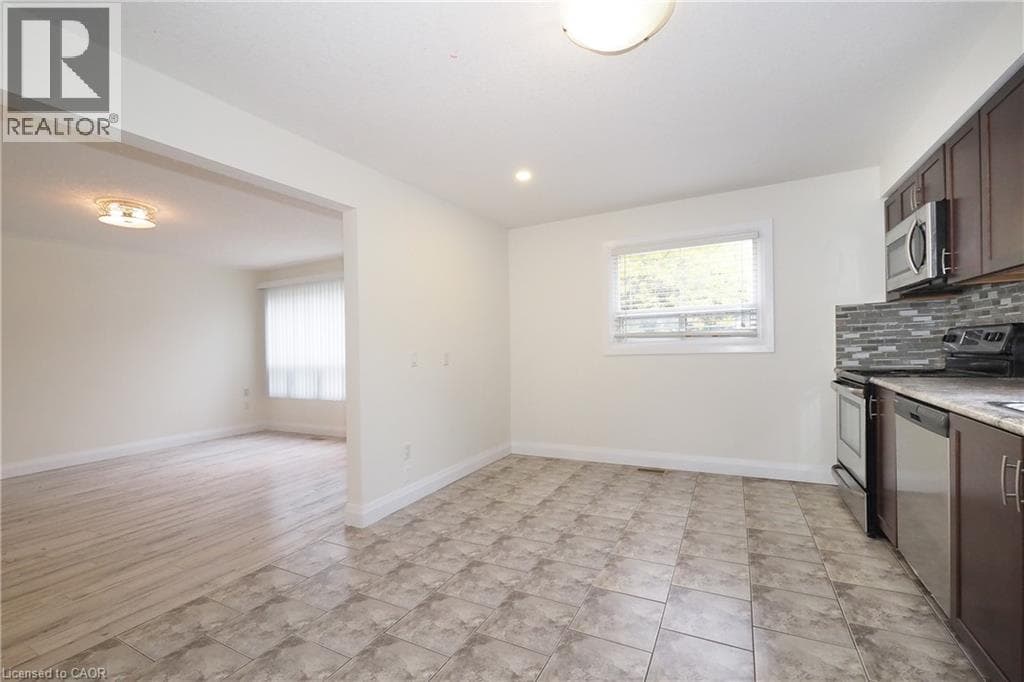 Multi-family for sale at 207 SHELDON Avenue N, Eastwood, Kitchener, Ontario, photo 12