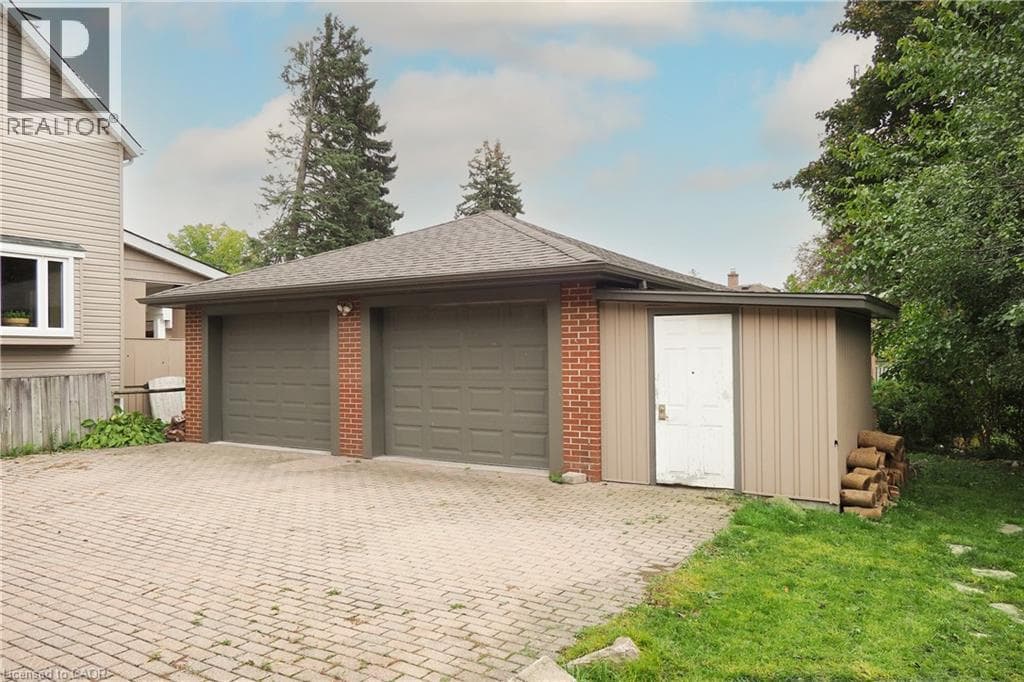 Multi-family for sale at 207 SHELDON Avenue N, Eastwood, Kitchener, Ontario, photo 37
