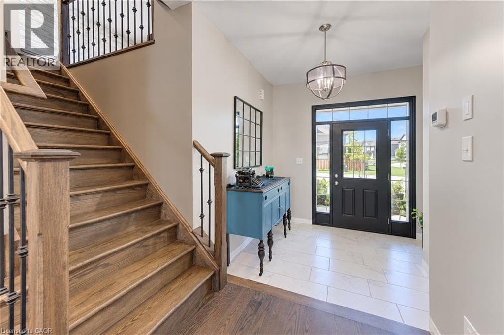 Detached for sale at 428 FREURE Drive, Victoria Highlands, Cambridge, Ontario, photo 7