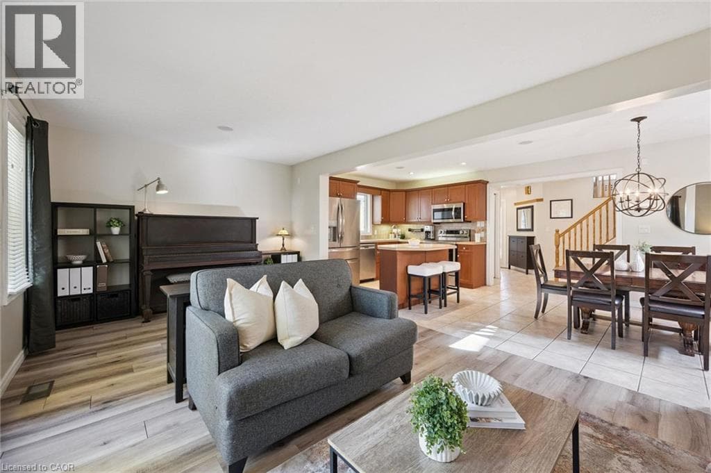 Detached for sale at 70 INGE Court, Bridgeport East, Kitchener, Ontario, photo 12