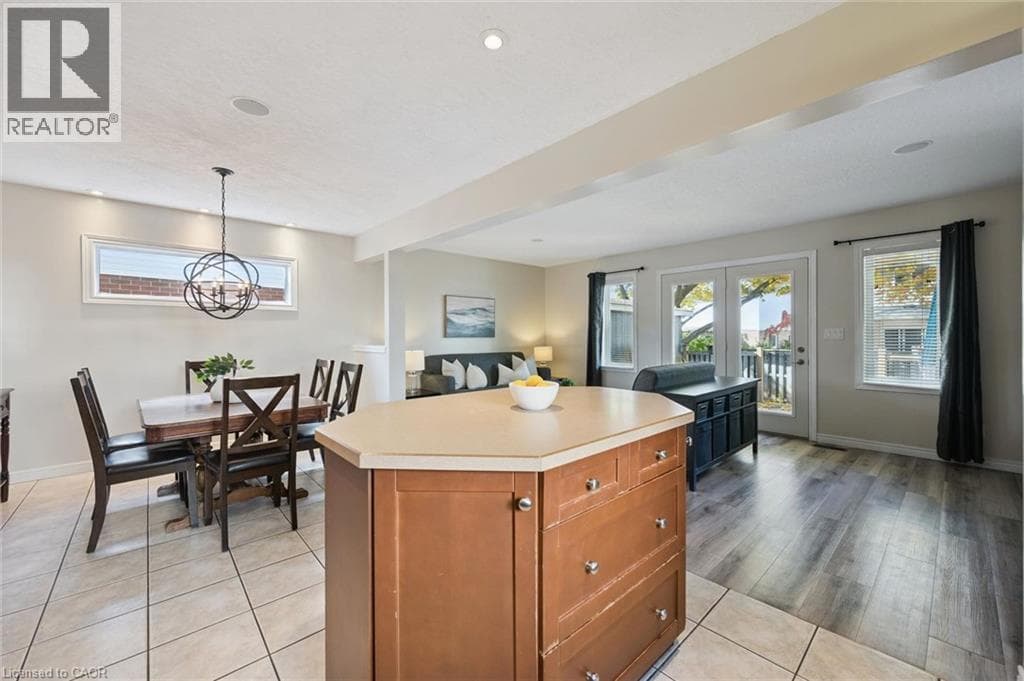 Detached for sale at 70 INGE Court, Bridgeport East, Kitchener, Ontario, photo 17