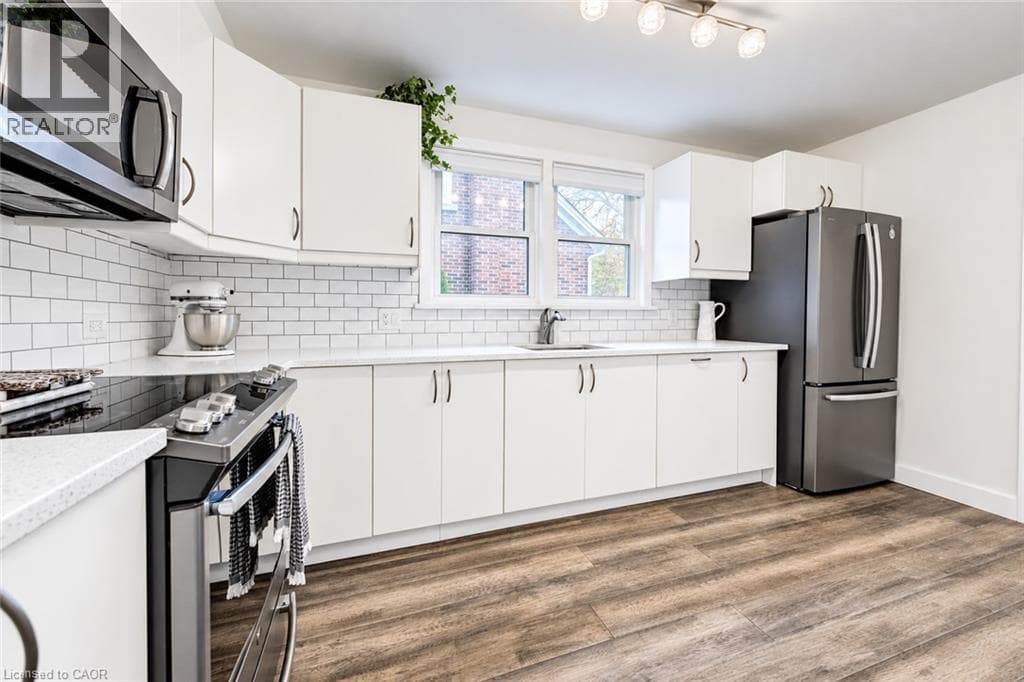 Detached for sale at 36 CRESTWOOD Avenue, Fairfield, Kitchener, Ontario, photo 8
