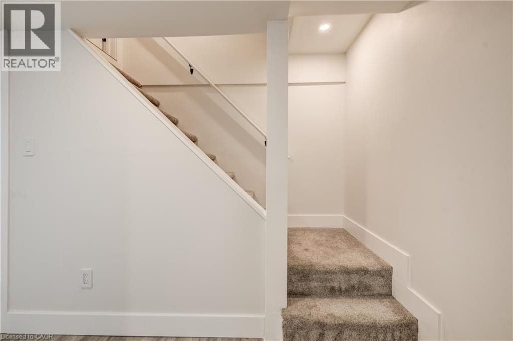 Detached for sale at 36 CRESTWOOD Avenue, Fairfield, Kitchener, Ontario, photo 19