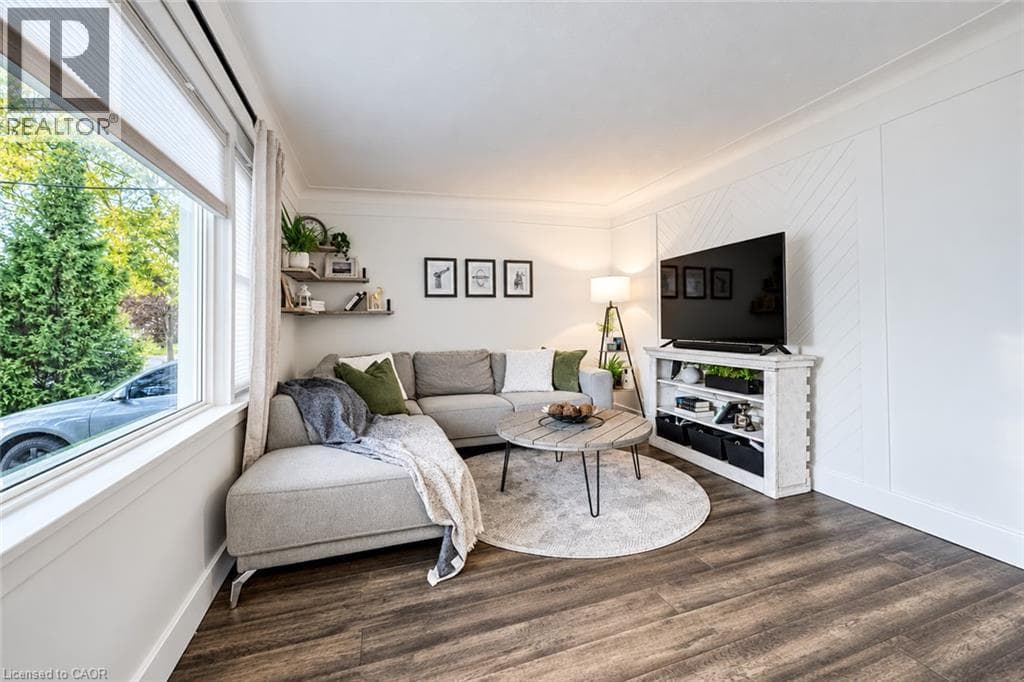Detached for sale at 36 CRESTWOOD Avenue, Fairfield, Kitchener, Ontario, photo 5