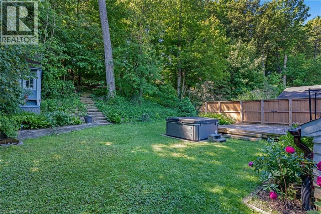 Detached for sale at 37 YELLOW BIRCH Drive, Forest Heights, Kitchener, Ontario, photo 10