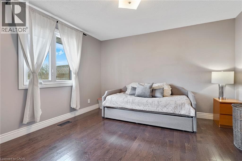 Detached for sale at 37 YELLOW BIRCH Drive, Forest Heights, Kitchener, Ontario, photo 41