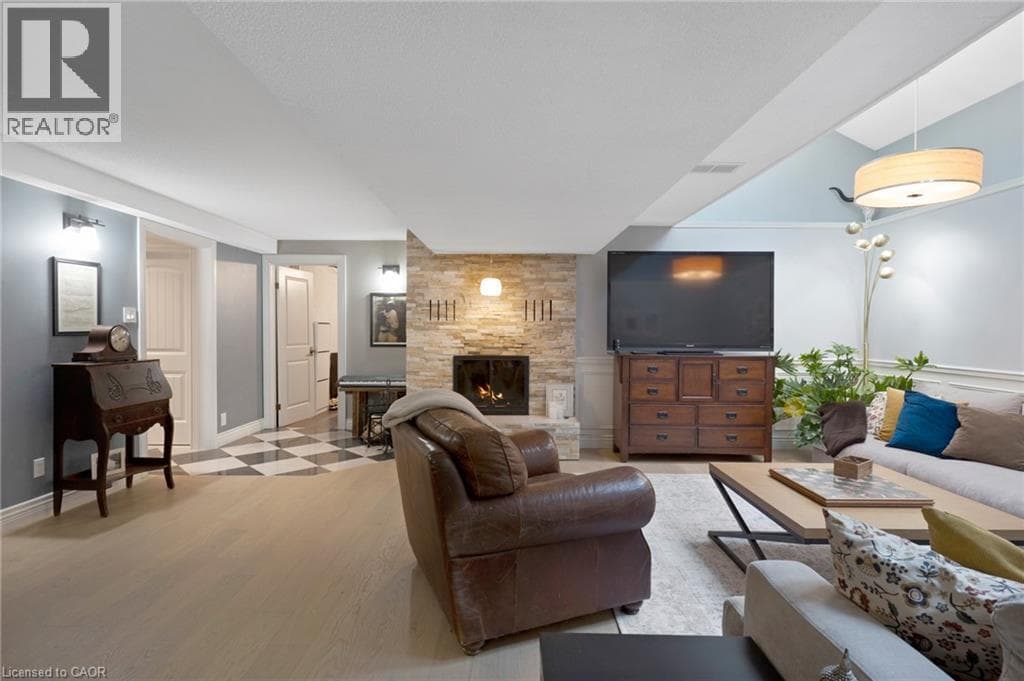 Detached for sale at 37 YELLOW BIRCH Drive, Forest Heights, Kitchener, Ontario, photo 19