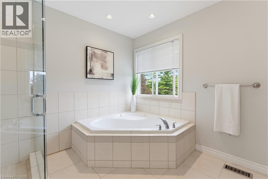 Detached for sale at 240 WOODHAVEN Road Unit# A, Vanier, Kitchener, Ontario, photo 19