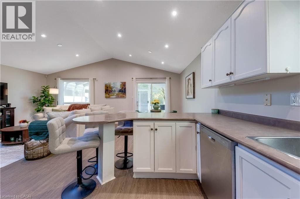 Detached for sale at 268 KEEWATIN Avenue, Grand River North, Kitchener, Ontario, photo 13