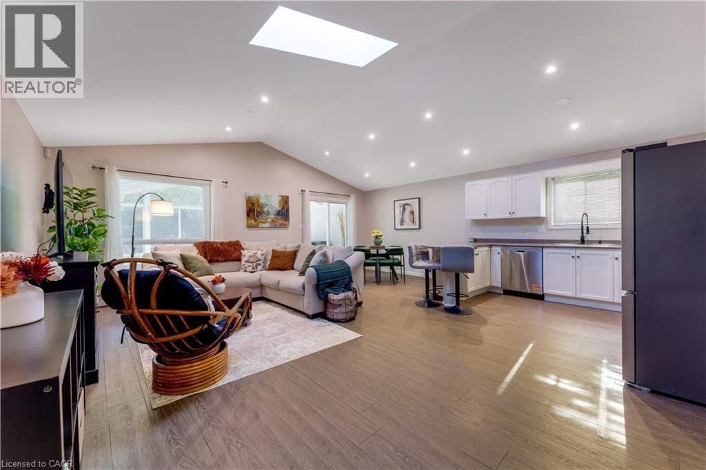 Detached for sale at 268 KEEWATIN Avenue, Grand River North, Kitchener, Ontario, photo 6