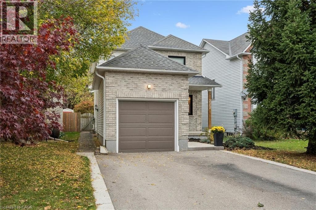 Detached for sale at 222 INGLIS Street, Ayr, North Dumfries, Ontario, photo 3