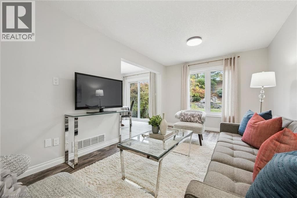 Detached for sale at 222 INGLIS Street, Ayr, North Dumfries, Ontario, photo 8