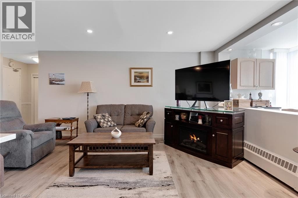 Apartment for sale at 24 MIDLAND Drive Unit# 306, Stanley Park, Kitchener, Ontario, photo 12