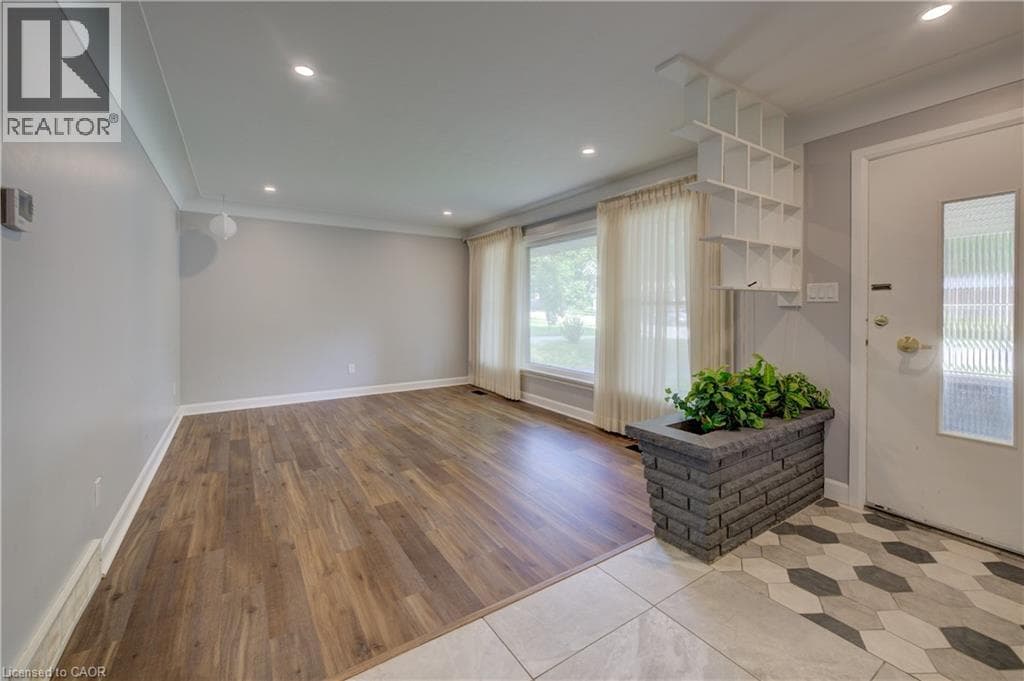 Detached for sale at 244 ROYAL Street, Mary Allen, Waterloo, Ontario, photo 2