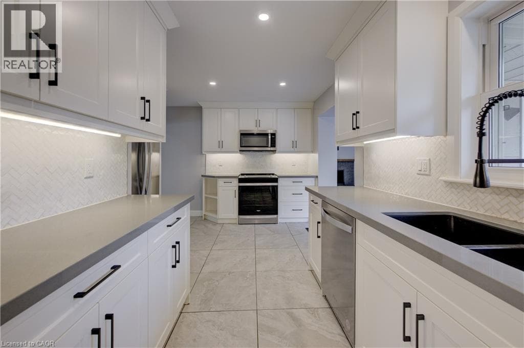 Detached for sale at 244 ROYAL Street, Mary Allen, Waterloo, Ontario, photo 8