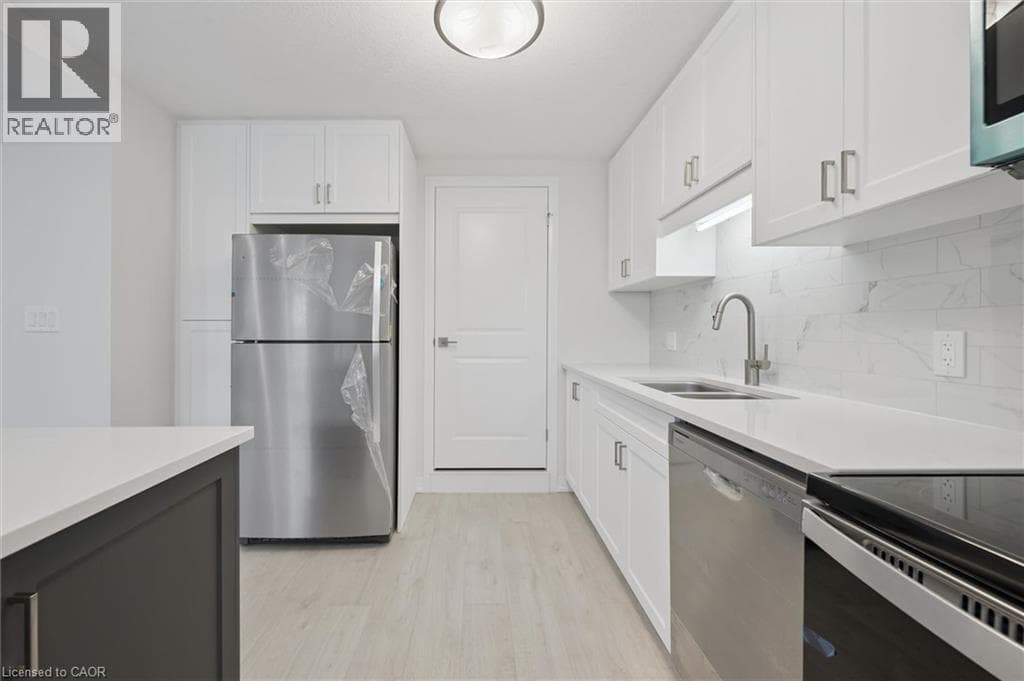 Townhouse for sale at 525 ERINBROOK Drive Unit# B039, Country Hills West, Kitchener, Ontario, photo 21